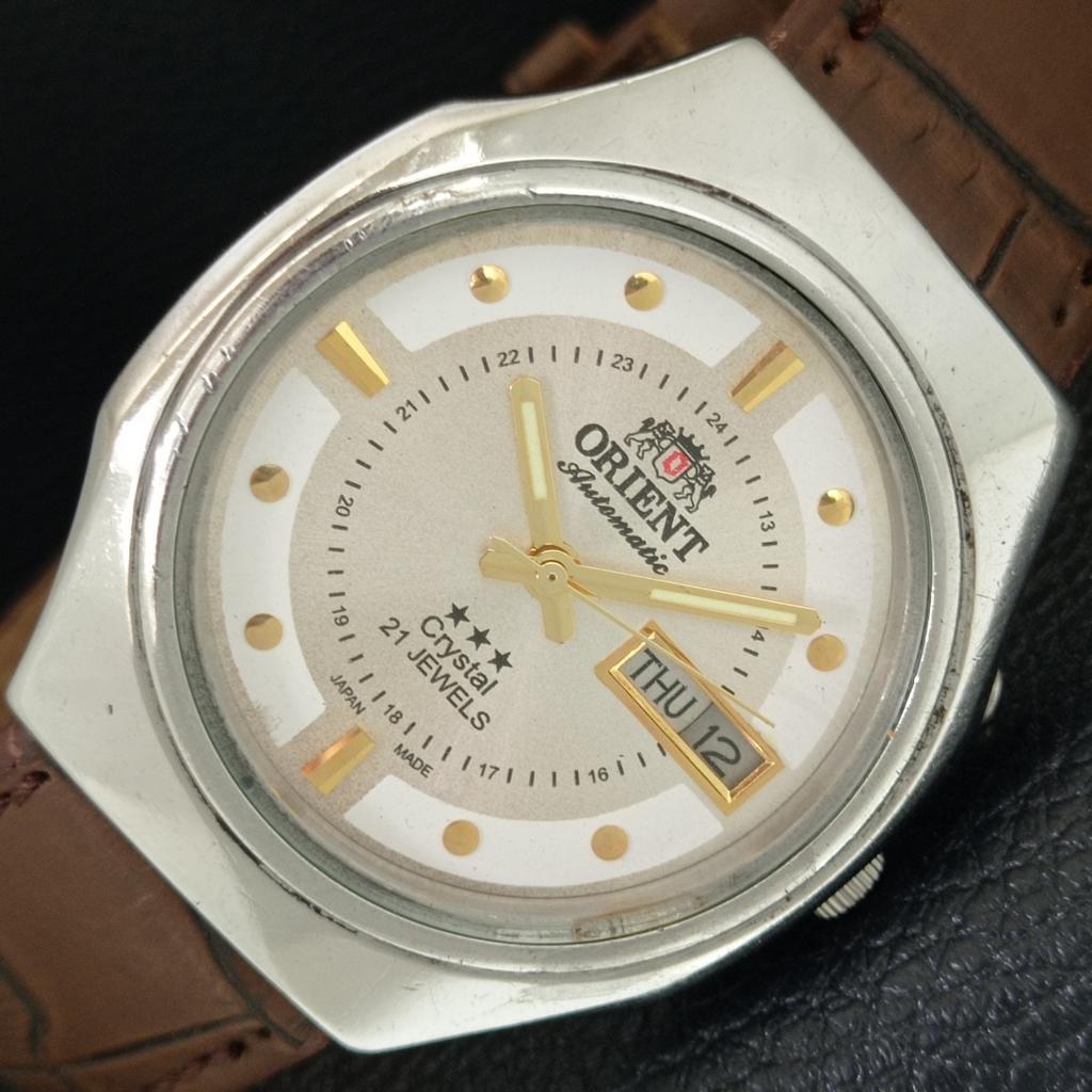 AUTOMATIC VINTAGE ORIENT CRYSTAL 46941 JAPAN MENS SILVER DIAL WATCH a706891-1
AUTOMATIC VINTAGE ORIENT CRYSTAL 46941 JAPAN MENS SILVER DIAL WATCH a706891-1