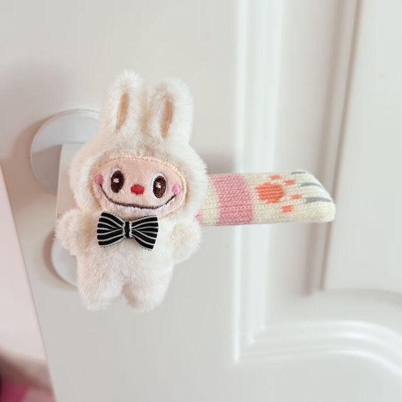 Knitted Anti-Static Door Handle Protector
Knitted Anti-Static Door Handle Protector