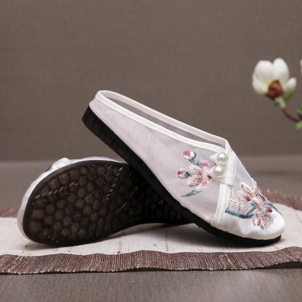 Mesh Hanfu Slippers Flower Embroidered Shoes Retro Ethnic Style Baotou Slippers Girls EU38-Style A
Mesh Hanfu Slippers Flower Embroidered Shoes Retro Ethnic Style Baotou Slippers Girls EU38-Style A