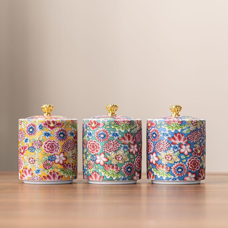European Painted Ceramic Candy Jar Home Portable Tea Jar Multifunctional Jewelry Food Coffee Bean Storage Bottle Home Decoration
European Painted Ceramic Candy Jar Home Portable Tea Jar Multifunctional Jewelry Food Coffee Bean Storage Bottle Home Decoration