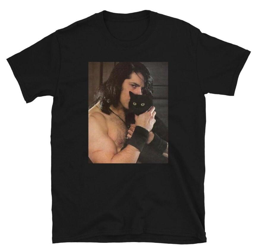 26 Glenn Danzig Holding His Cat Vintage T-shirt Unisex T-Shirt 5XL різнокольоровий
26 Glenn Danzig Holding His Cat Vintage T-shirt Unisex T-Shirt 5XL різнокольоровий
