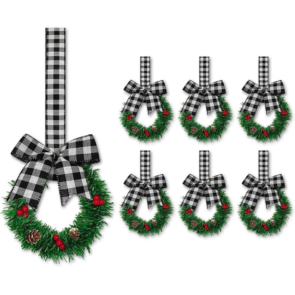 6Pcs/Set Christmas Cabinet Wreath Window Hanging Decorations Ribbon Bows Red Fruits Christmas Party Home Decor Ornament чорний
6Pcs/Set Christmas Cabinet Wreath Window Hanging Decorations Ribbon Bows Red Fruits Christmas Party Home Decor Ornament чорний