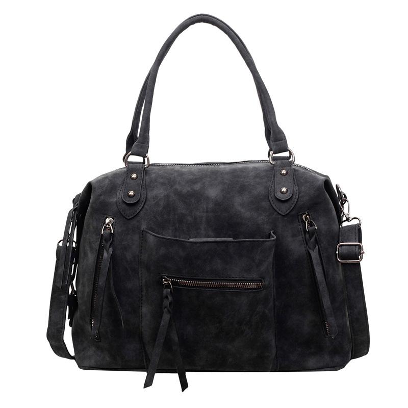 Large capacity American retro shoulder tote bag 2025 new matte commuter crossbody bag handbag чорний
Large capacity American retro shoulder tote bag 2025 new matte commuter crossbody bag handbag чорний