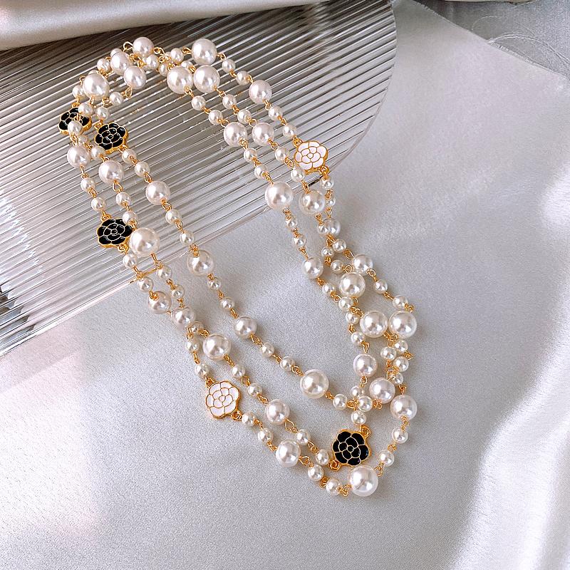 Elegant Vintage Double Layers Camellia Pearl Long Necklace For Women Lady Exquisite Sweater Coat Collar Pendant Chains Jewelry
Elegant Vintage Double Layers Camellia Pearl Long Necklace For Women Lady Exquisite Sweater Coat Collar Pendant Chains Jewelry