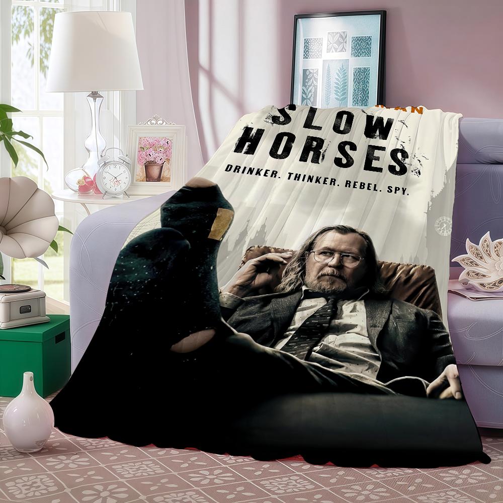 ГОРЯЧЕЕ ТВ S-SLOW HORSES Плед Теплый и Мягкий Подходит для Спальни Гостиной Дивана-кровати Офиса Путешествий Кемпинга 75x90cm
ГОРЯЧЕЕ ТВ S-SLOW HORSES Плед Теплый и Мягкий Подходит для Спальни Гостиной Дивана-кровати Офиса Путешествий Кемпинга 75x90cm