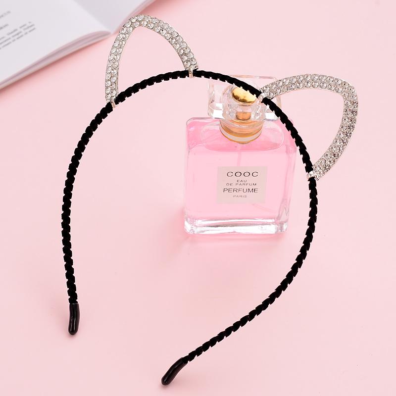 Cute Kawaii Rhinestone Little Devil Cat Ear Headband Hair Clip
Cute Kawaii Rhinestone Little Devil Cat Ear Headband Hair Clip