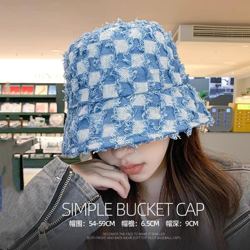 Осенне-зимняя женская ретро джинсовая панама с необработанным краем в клетку, демонстрирующая шляпу-тазик One Size
Осенне-зимняя женская ретро джинсовая панама с необработанным краем в клетку, демонстрирующая шляпу-тазик One Size