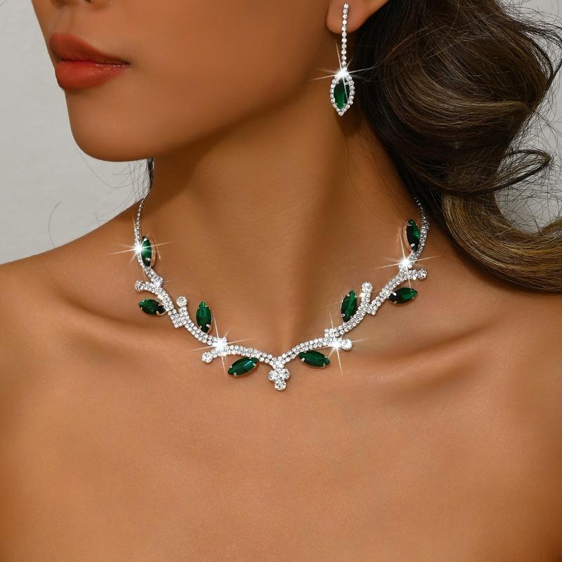Meier Necklace - european and american court style choker - new retro high-end jewelry set
Meier Necklace - european and american court style choker - new retro high-end jewelry set