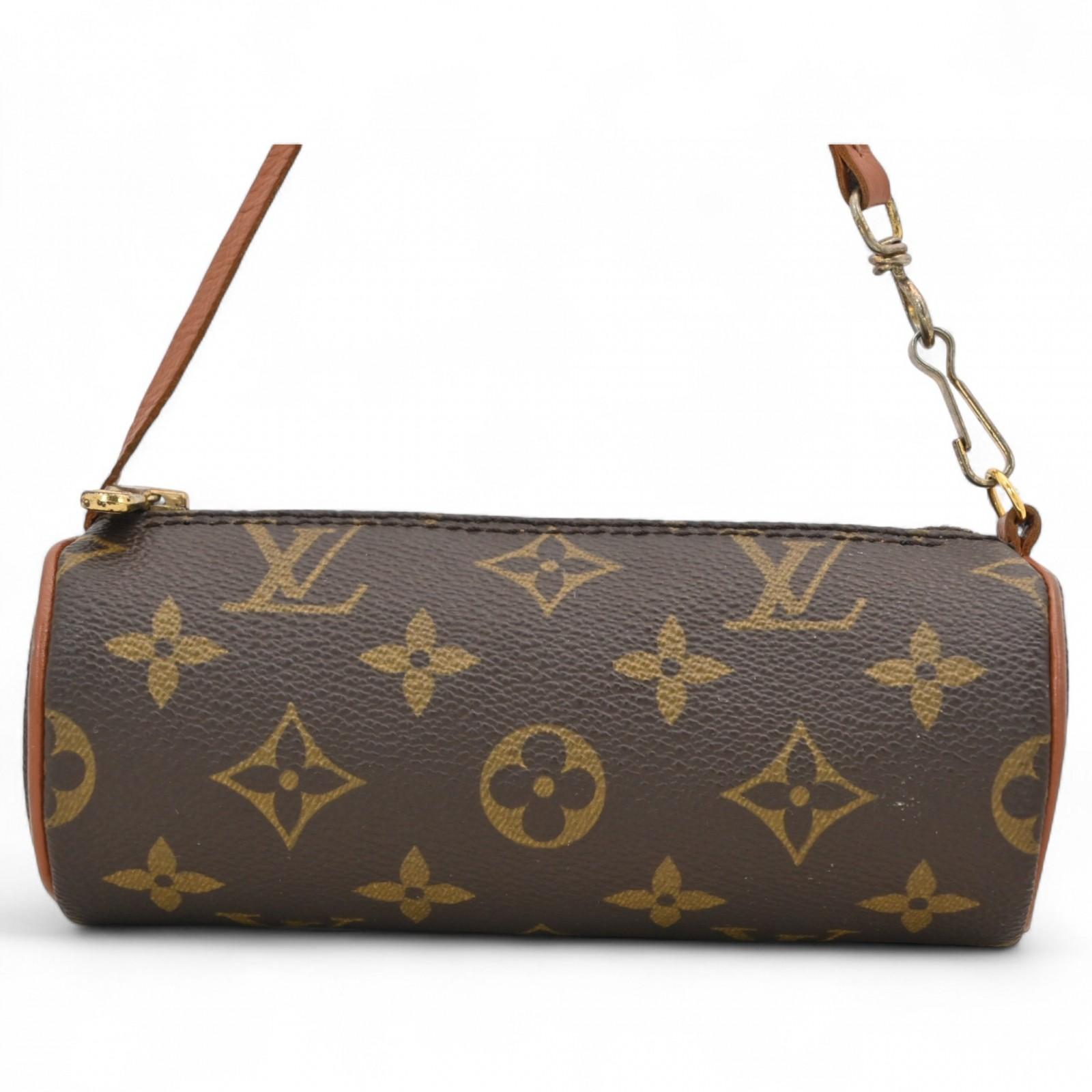 Auth LOUIS VUITTON Monogram Papillon Pouch Handbag Brown lv4918cb Used
Auth LOUIS VUITTON Monogram Papillon Pouch Handbag Brown lv4918cb Used