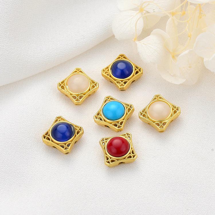 Three-Dimensional Geometric Square Sand Gold Gem Beads for DIY Jewelry Accessories 
Three-Dimensional Geometric Square Sand Gold Gem Beads for DIY Jewelry Accessories
