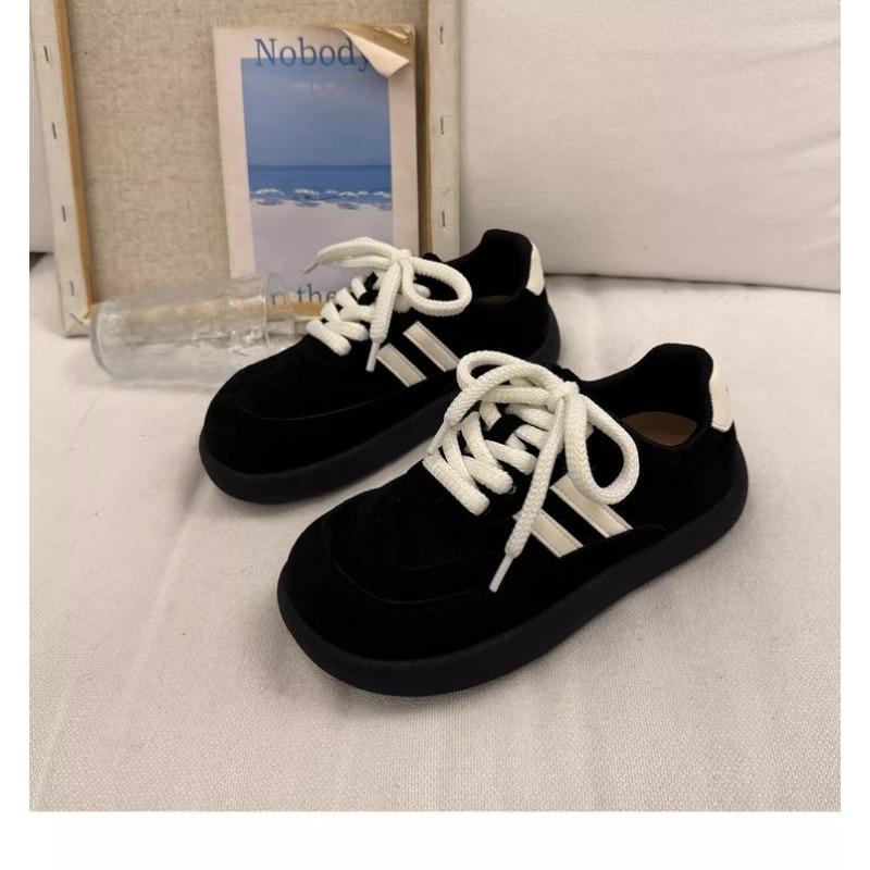 Women s Suede Sports Shoes Retro Striped Casual Shoes Warm and Thick Soled Training Shoes Suitable for Daily Wear 35 чёрный
Women s Suede Sports Shoes Retro Striped Casual Shoes Warm and Thick Soled Training Shoes Suitable for Daily Wear 35 чёрный