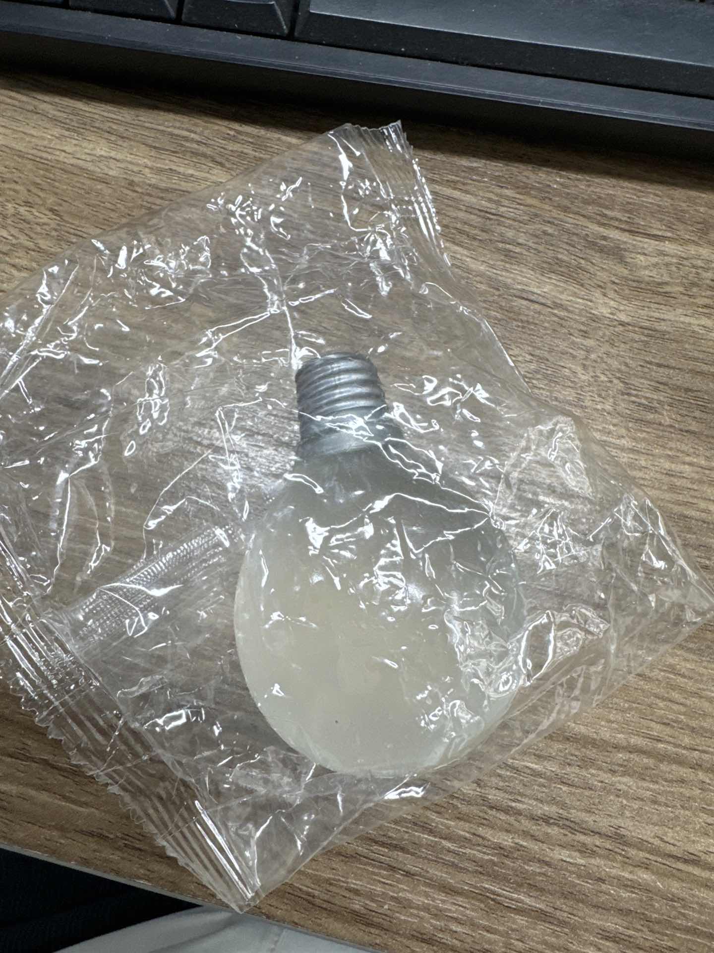 Luminous Fluorescent Light Bulb Prank Toy Kneading Stress Relief Toy for Kids Slow Rebound Sensory Fidget Toy Anxiety Relief
Luminous Fluorescent Light Bulb Prank Toy Kneading Stress Relief Toy for Kids Slow Rebound Sensory Fidget Toy Anxiety Relief
