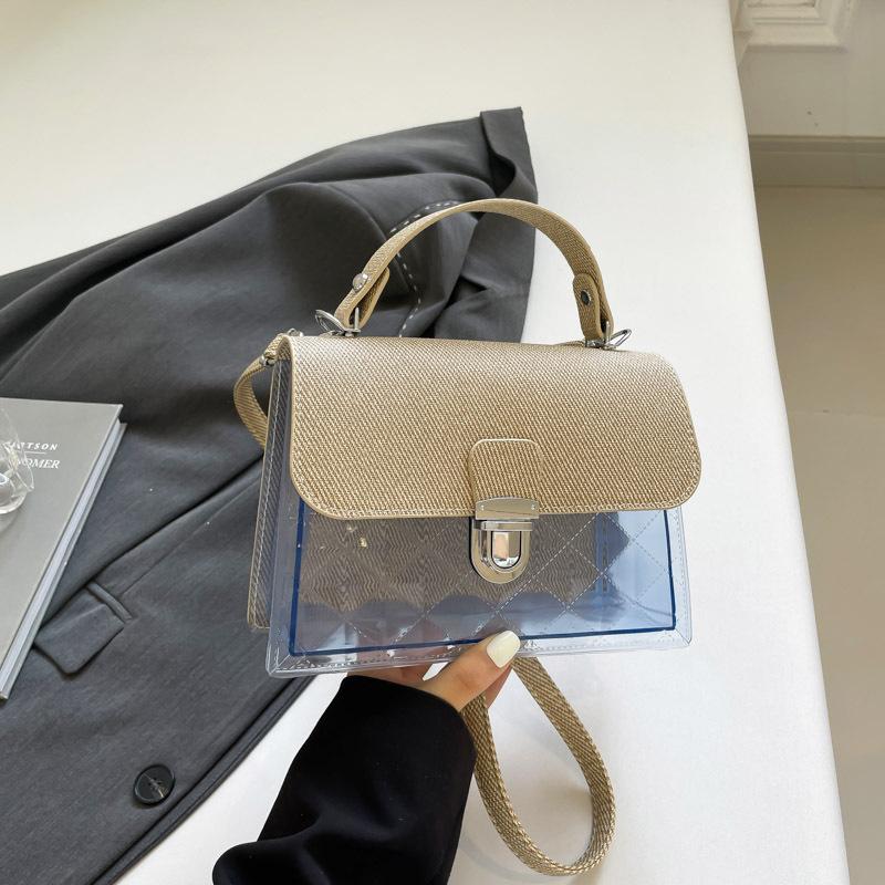 Новая наплечная сумка-мессенджер стильная простая универсальная портативная маленькая квадратная сумка с контрастным дизайном женская сумка хаки
Новая наплечная сумка-мессенджер стильная простая универсальная портативная маленькая квадратная сумка с контрастным дизайном женская сумка хаки