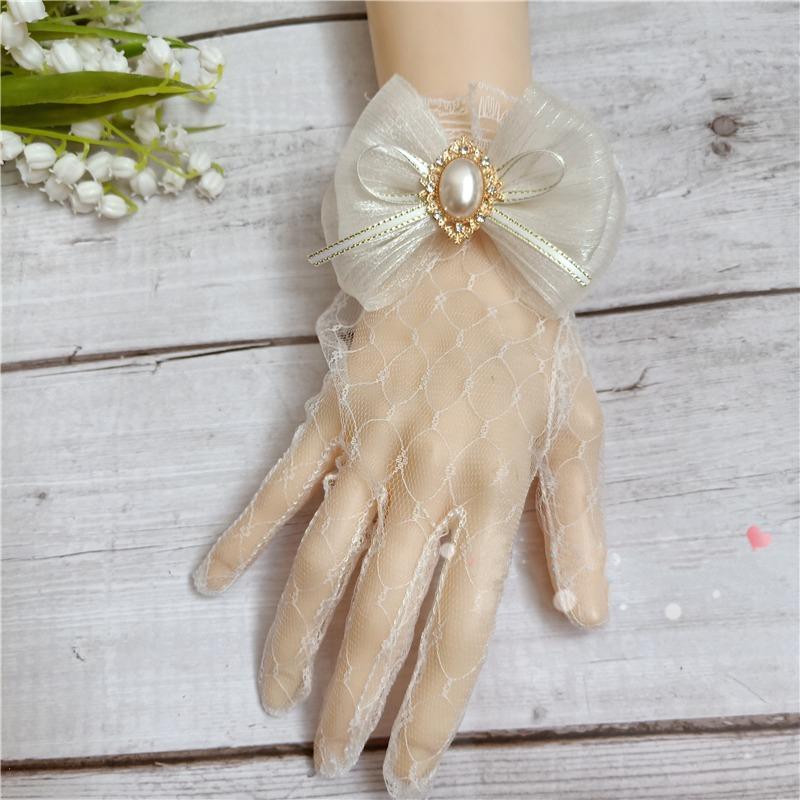 Handmade Lolita Lace Gloves Japanese Sweet Girl Tea Party Wedding Bride Gorgeous Summer Bow Pearl Lace Gloves Mittens Accessory One Size
Handmade Lolita Lace Gloves Japanese Sweet Girl Tea Party Wedding Bride Gorgeous Summer Bow Pearl Lace Gloves Mittens Accessory One Size