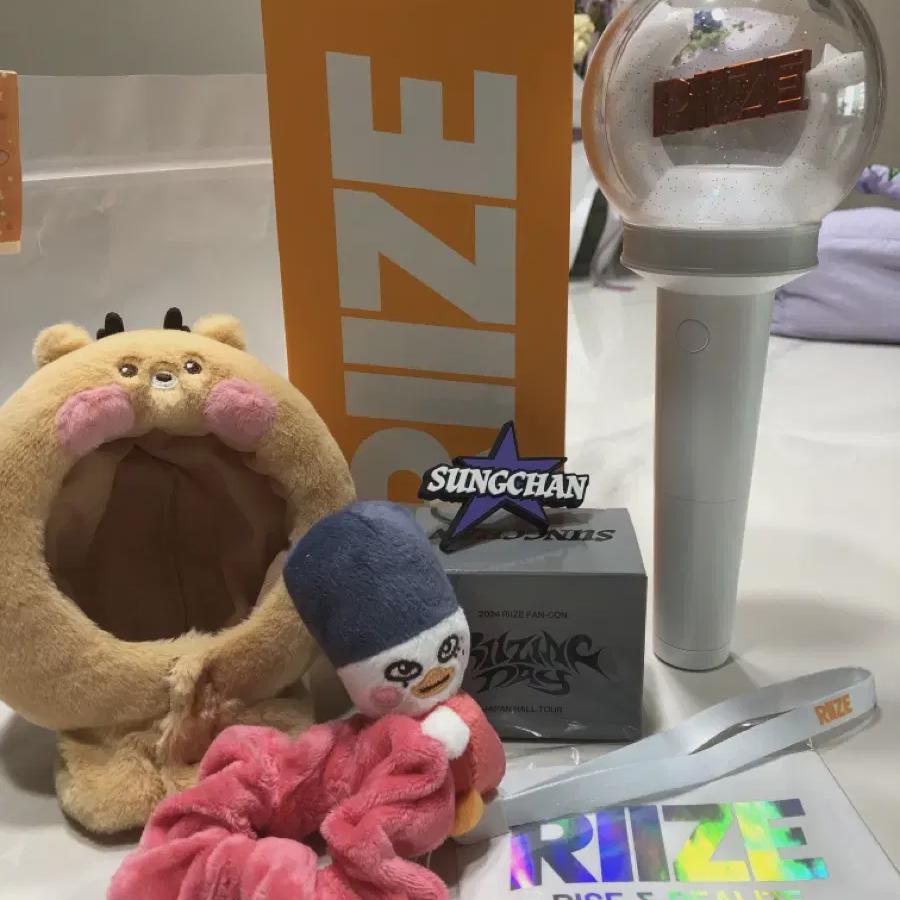 Полная конфигурация без Riize Cheering Stick + японское купленное имя + чехол + хруст
Полная конфигурация без Riize Cheering Stick + японское купленное имя + чехол + хруст
