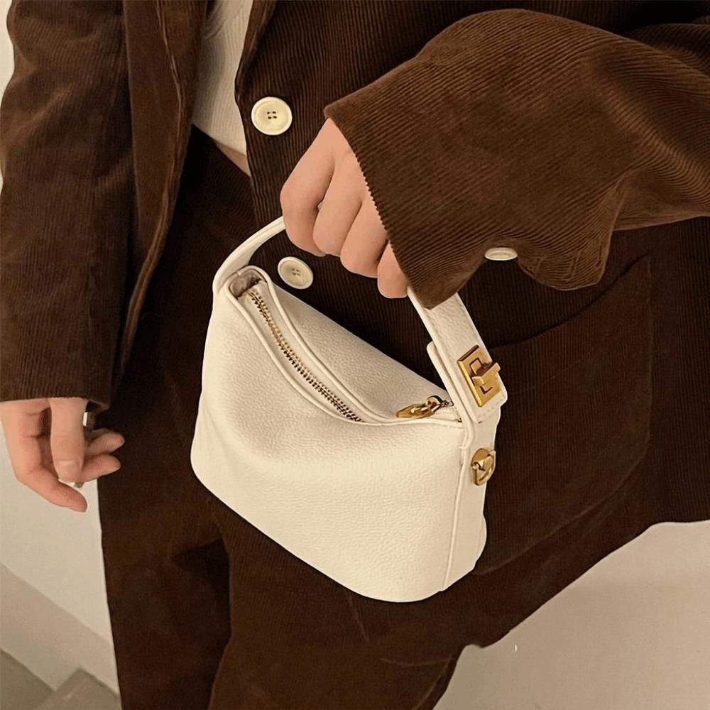 Clutch Cloud Shoulder Bag Solid Color Phone Crossbody Bag Portable Leather Handbag Women
Clutch Cloud Shoulder Bag Solid Color Phone Crossbody Bag Portable Leather Handbag Women