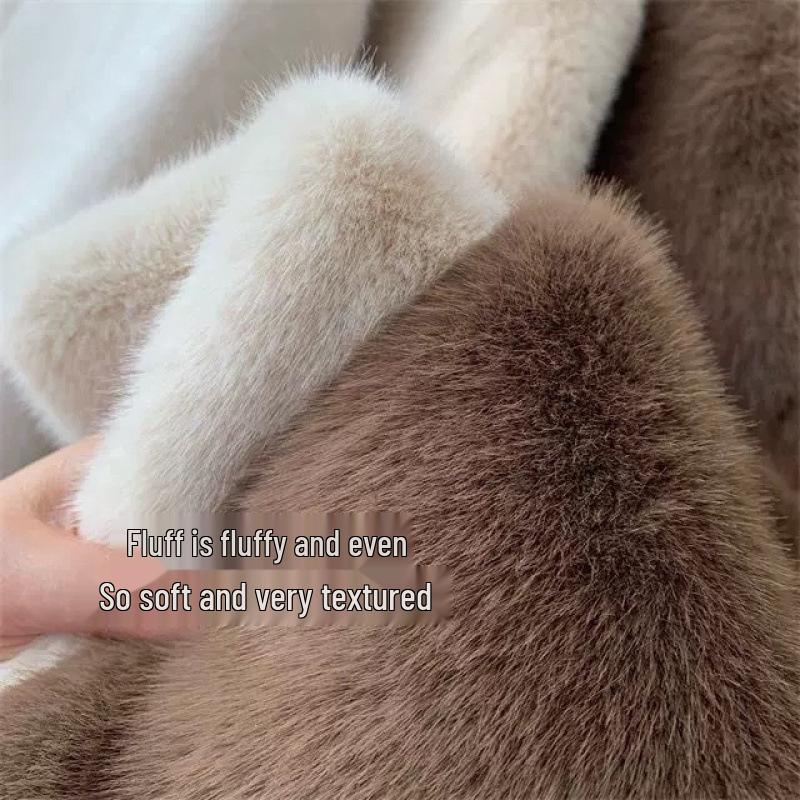 2024 Eco-Friendly Women s Winter Coat: Young Skin Rex Rabbit Fur, Sophisticated Fragrant Style, Thickened for Warmth. M 110-135 jin
2024 Eco-Friendly Women s Winter Coat: Young Skin Rex Rabbit Fur, Sophisticated Fragrant Style, Thickened for Warmth. M 110-135 jin