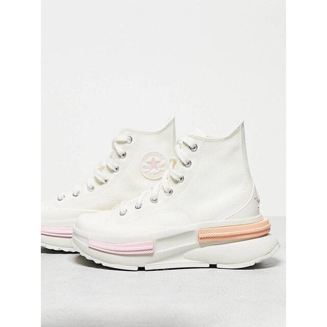 Белые кроссовки Converse Run Star Legacy CX Hi с конфетной платформой 
Белые кроссовки Converse Run Star Legacy CX Hi с конфетной платформой