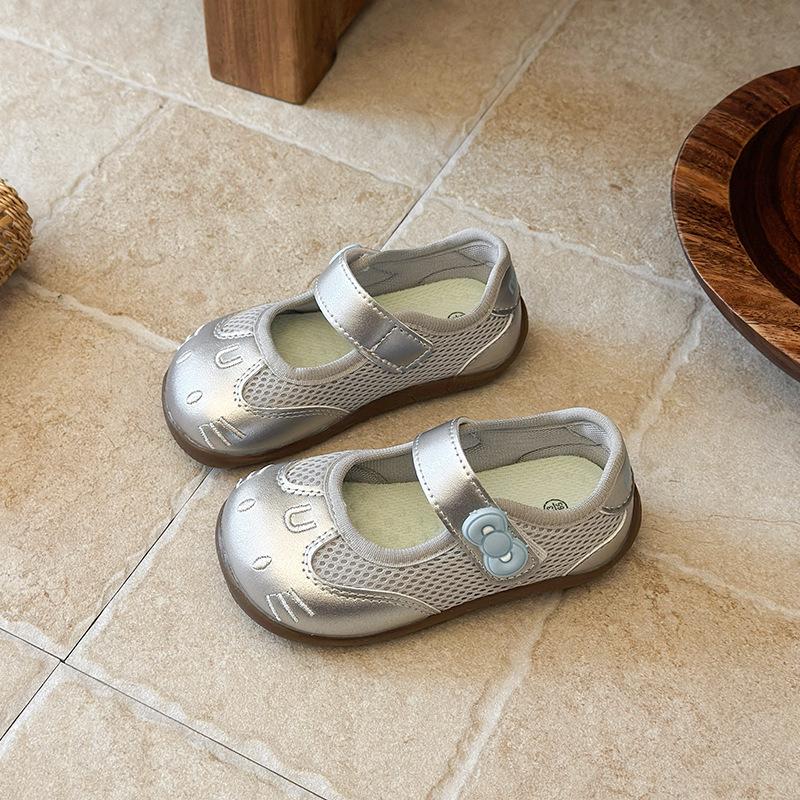 Baby Girls Breathable Walking Sandals Spring Mesh Shoes Princess Soft Sole Anti-Slip Toddler Sneakers size 22 серебряный
Baby Girls Breathable Walking Sandals Spring Mesh Shoes Princess Soft Sole Anti-Slip Toddler Sneakers size 22 серебряный