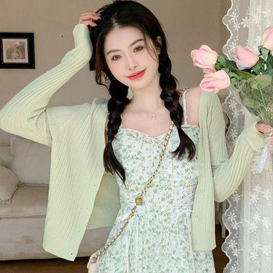 Summer Breeze Floral Strappy Dress Set - French Chic Two-Piece for Women S (suggested for up to 50 kg)
Summer Breeze Floral Strappy Dress Set - French Chic Two-Piece for Women S (suggested for up to 50 kg)
