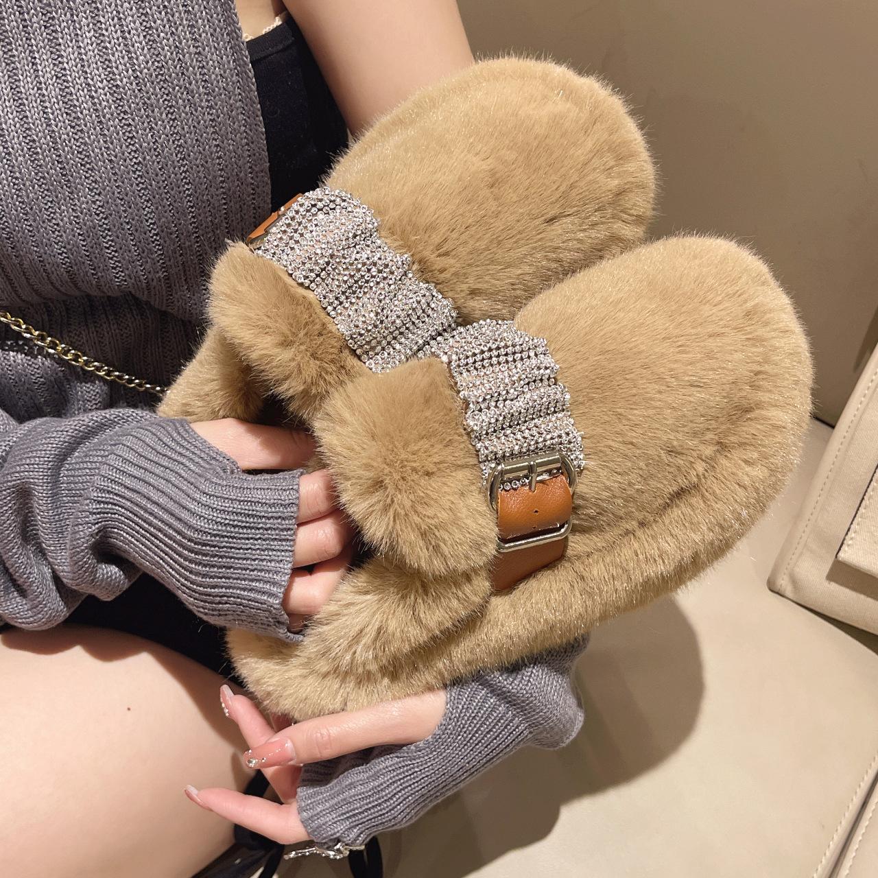 Thick-bottomed fluffy slippers for women to wear in 2024, new fashion accessories, warm home bag head, lazy style women s slippers 35
Thick-bottomed fluffy slippers for women to wear in 2024, new fashion accessories, warm home bag head, lazy style women s slippers 35