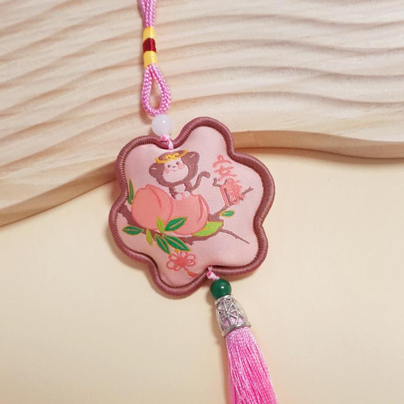 Mid-Autumn Festival Embroidered Peace Charms: Scented Sachets & Hanging Ornaments for Peace and Prosperity.
Mid-Autumn Festival Embroidered Peace Charms: Scented Sachets & Hanging Ornaments for Peace and Prosperity.