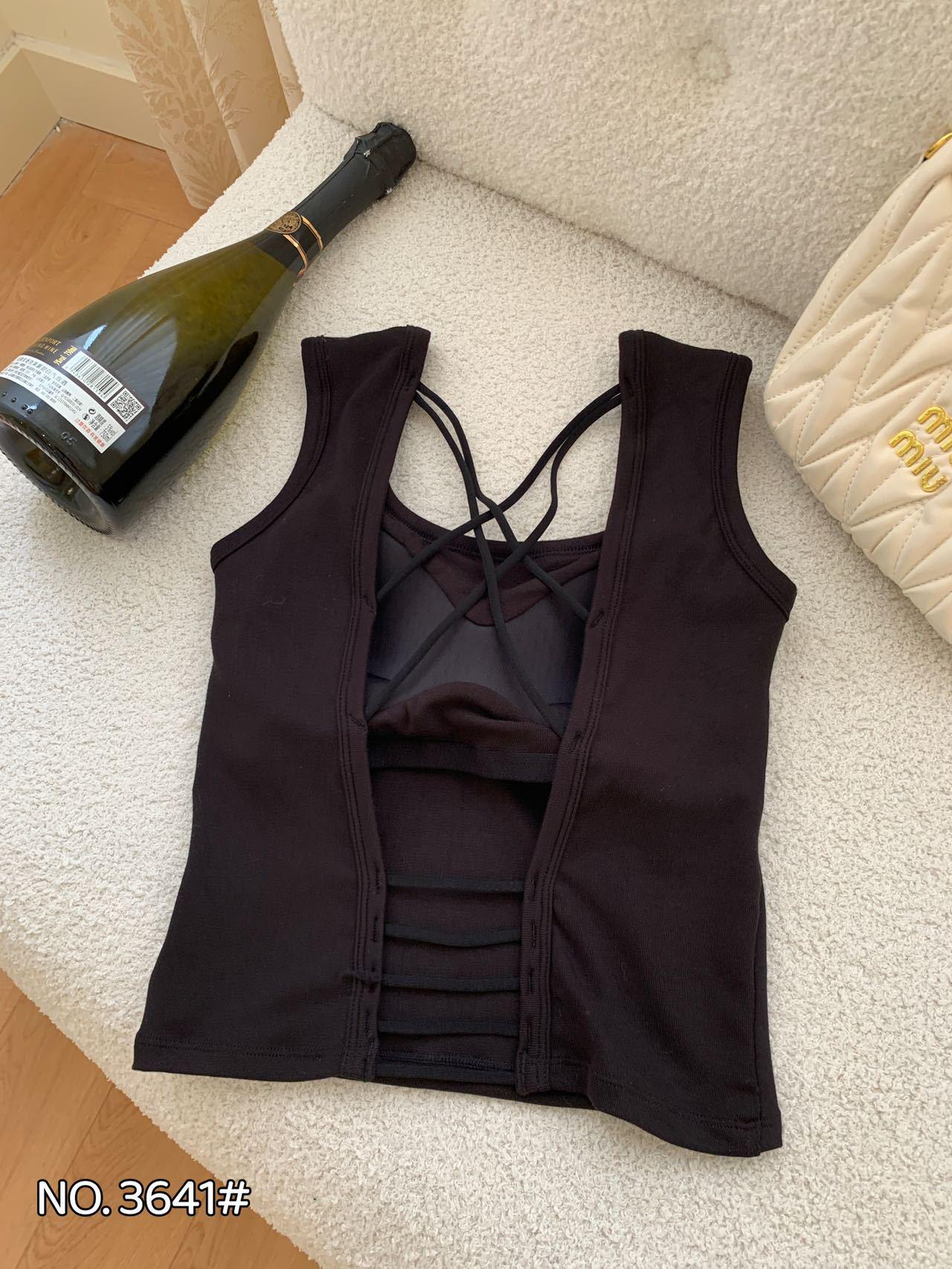 Women s 2026 Korean-Style Backless Strappy Summer Vest with Chest Pads One Size (40-62.5 kg) чорний
Women s 2026 Korean-Style Backless Strappy Summer Vest with Chest Pads One Size (40-62.5 kg) чорний