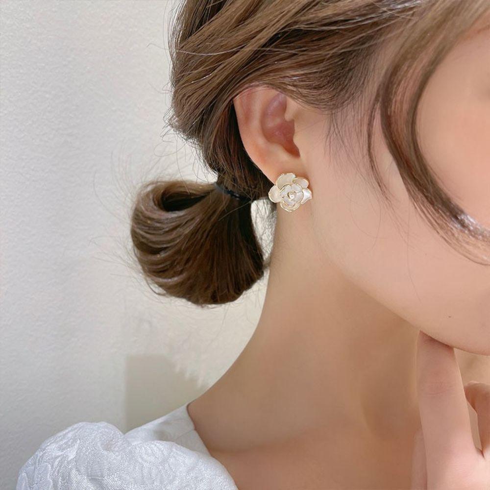 Jewelry Women Stud Earrings Korean Style Earrings Oil Drop Pearl Camellia Earrings Ear Accessories A
Jewelry Women Stud Earrings Korean Style Earrings Oil Drop Pearl Camellia Earrings Ear Accessories A