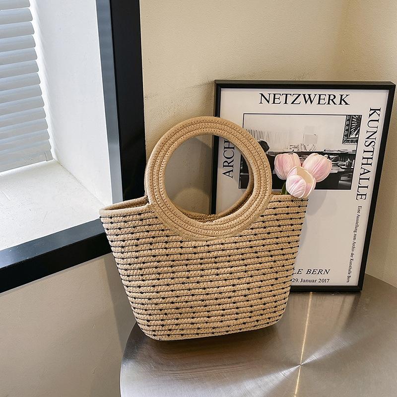 Большая вместительная сумка, новинка 2025 года, модная плетеная сумка, женская сумка-тоут большой вместимости, нишевая пляжная сумка