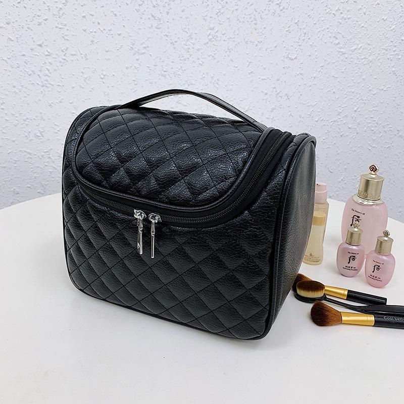 Travel Simple Fashion Cosmetic Bag Large Capacity Large Embroidered Thread Rhombus Hooked Wash Bag Cosmetic Bag Storage Bag чёрный
Travel Simple Fashion Cosmetic Bag Large Capacity Large Embroidered Thread Rhombus Hooked Wash Bag Cosmetic Bag Storage Bag чёрный