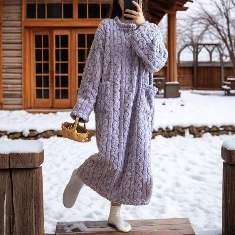 Зимние фланелевые ночные рубашки с длинным рукавом и двумя карманами, женские свободные однотонные пижамы, жаккардовая ночная рубашка, утолщенная теплая ночная рубашка One Size
Зимние фланелевые ночные рубашки с длинным рукавом и двумя карманами, женские свободные однотонные пижамы, жаккардовая ночная рубашка, утолщенная теплая ночная рубашка One Size