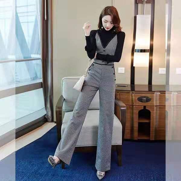 Women s 2025 Autumn/Winter Elegant Jumpsuit Set: Wide-leg Pants, Lightly Mature Two-piece M
Women s 2025 Autumn/Winter Elegant Jumpsuit Set: Wide-leg Pants, Lightly Mature Two-piece M