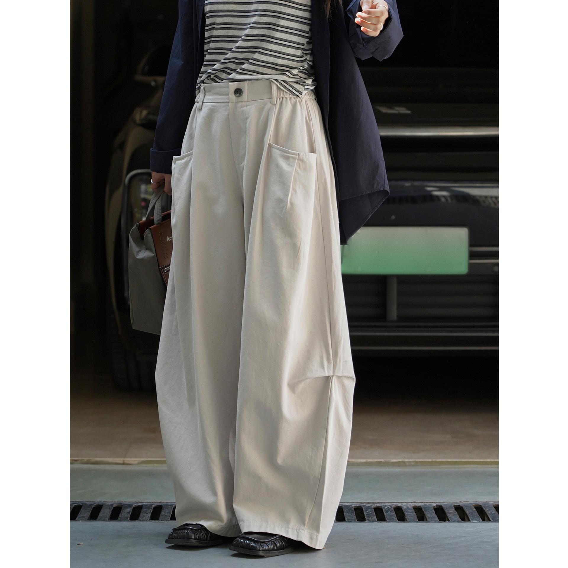 Johnature Japanese Relaxed Large-pocked Elastic Waist Trousers Structured Pants Women Casual Pants For Autumn Winter One Size слонова кістка
Johnature Japanese Relaxed Large-pocked Elastic Waist Trousers Structured Pants Women Casual Pants For Autumn Winter One Size слонова кістка