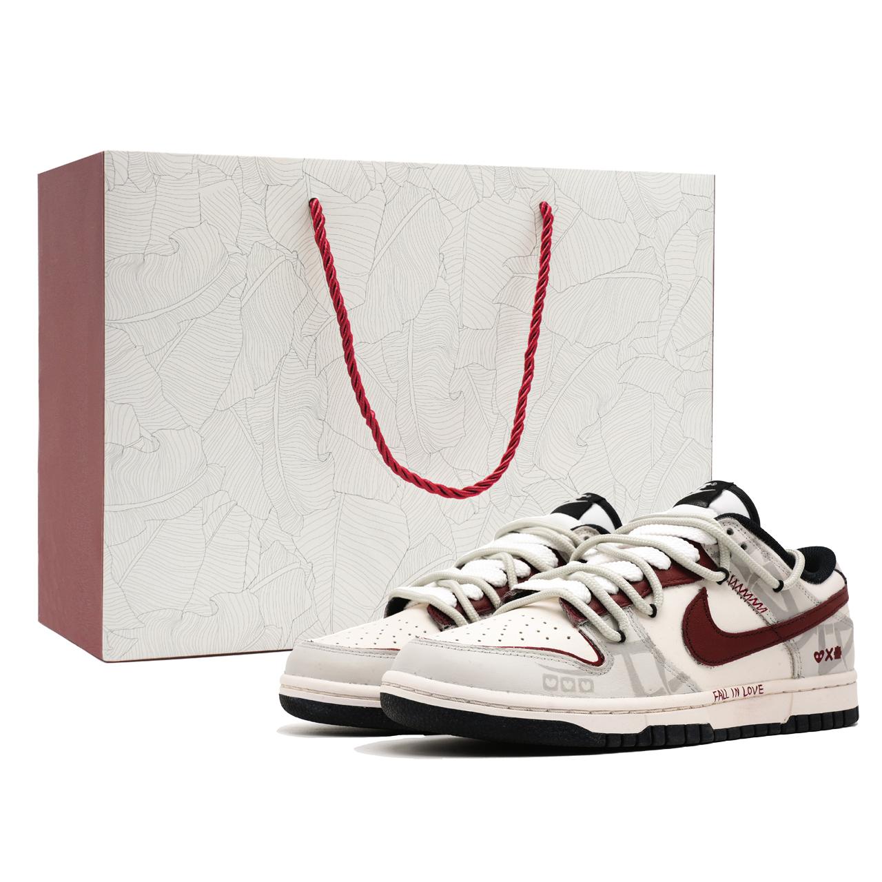 Nike Dunk Love IT Coverage Cushioning Abrasion Resistant Low top Skateboard Shoes Unisex White Brown HF5441-100(Team1096-) 39
Nike Dunk Love IT Coverage Cushioning Abrasion Resistant Low top Skateboard Shoes Unisex White Brown HF5441-100(Team1096-) 39