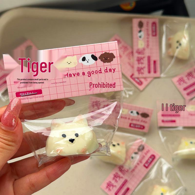 Супермягкая силиконовая игрушка-пищалка для детского молока в виде животного - Дизайн котенка и поросенка
Супермягкая силиконовая игрушка-пищалка для детского молока в виде животного - Дизайн котенка и поросенка