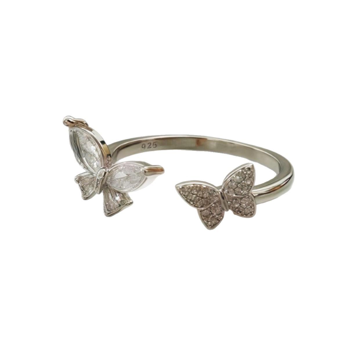 Gold Japanese Light Luxury Double Layer Butterfly Ring for Women - Adjustable Index Finger Zirconium Design.
Gold Japanese Light Luxury Double Layer Butterfly Ring for Women - Adjustable Index Finger Zirconium Design.
