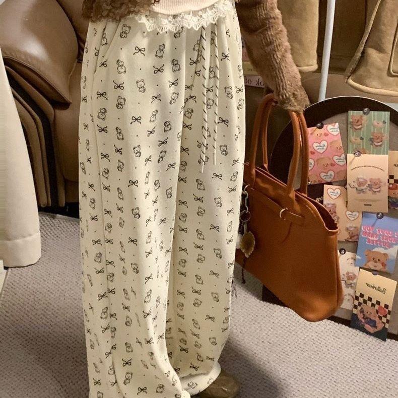 Cute Bear-Print Casual Wide-Leg Pants with Bowknot - Loose Fit High-Waisted Straight-Leg Trousers for Spring/Summer 3XL
Cute Bear-Print Casual Wide-Leg Pants with Bowknot - Loose Fit High-Waisted Straight-Leg Trousers for Spring/Summer 3XL