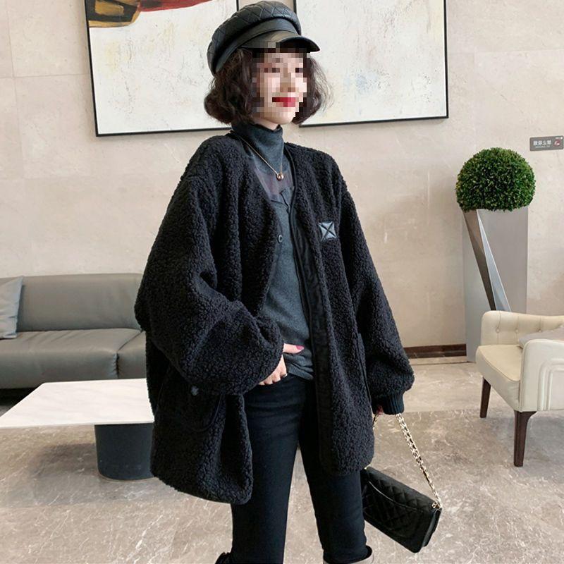 Women s Loose Fit Lambswool Coat, Autumn/Winter 2024, Korean and European Style, Slimming, Plus Size, Warm L (100-115 lbs) чорний
Women s Loose Fit Lambswool Coat, Autumn/Winter 2024, Korean and European Style, Slimming, Plus Size, Warm L (100-115 lbs) чорний