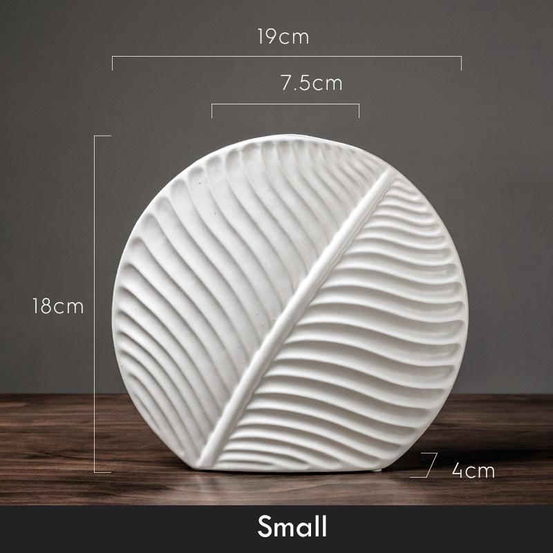 1 шт. Белая керамическая ваза для цветов в форме листа, настольный гидропнический контейнер, декоративный центральный элемент для дома
1 шт. Белая керамическая ваза для цветов в форме листа, настольный гидропнический контейнер, декоративный центральный элемент для дома