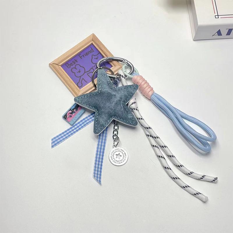 1 шт. Подвеска-украшение для сумки, кожаная пятиконечная звезда, плетеная веревка, брелок для ключей, держатель для ключей в виде звезды
1 шт. Подвеска-украшение для сумки, кожаная пятиконечная звезда, плетеная веревка, брелок для ключей, держатель для ключей в виде звезды