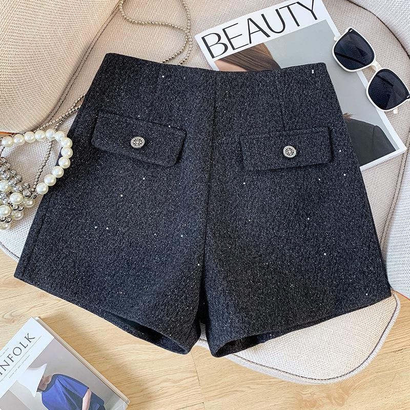 High Waist Woolen Sequined A-Line Wide Leg Shorts - Women s Black Versatile Casual Pants for Autumn/Winter 2024. S чёрный
High Waist Woolen Sequined A-Line Wide Leg Shorts - Women s Black Versatile Casual Pants for Autumn/Winter 2024. S чёрный