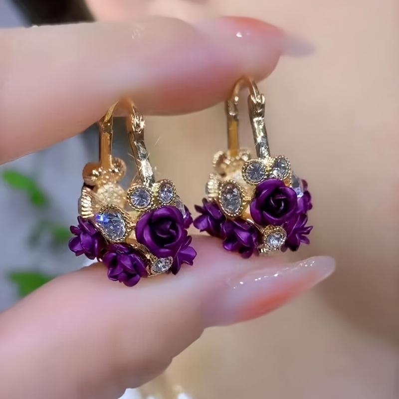 Изысканные серьги-кольца из цинкового сплава, ювелирные изделия, украшенные ярким цветком циркона, элегантный роскошный стиль для женщин, одежда для вечеринок
Изысканные серьги-кольца из цинкового сплава, ювелирные изделия, украшенные ярким цветком циркона, элегантный роскошный стиль для женщин, одежда для вечеринок