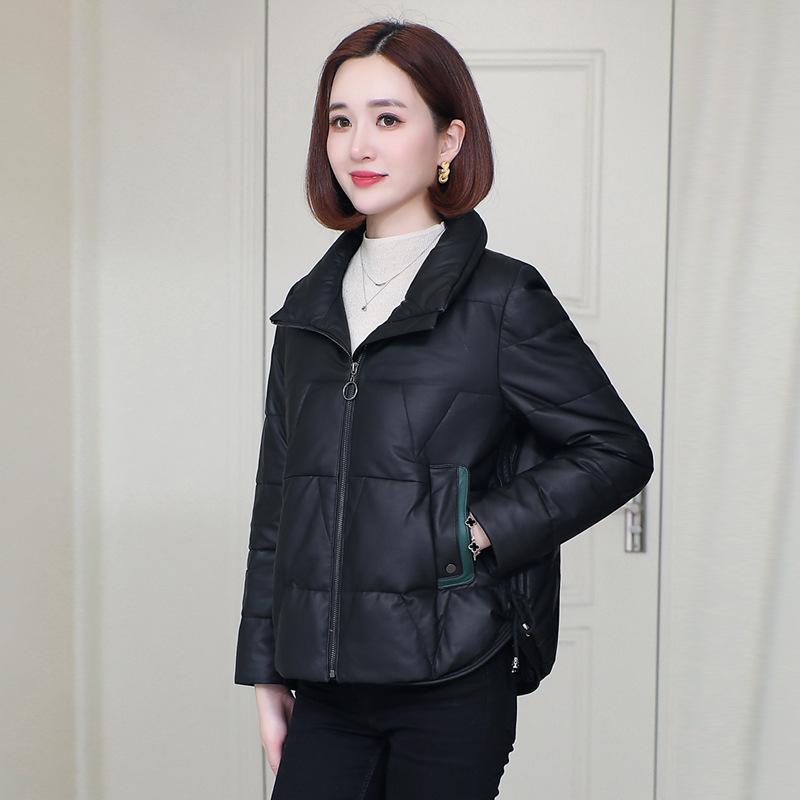 Куртка из натуральной кожи женская кожаная куртка-пуховик женская зимняя новая свободная куртка из овчины короткая куртка пальто для невысоких людей 2XL
Куртка из натуральной кожи женская кожаная куртка-пуховик женская зимняя новая свободная куртка из овчины короткая куртка пальто для невысоких людей 2XL