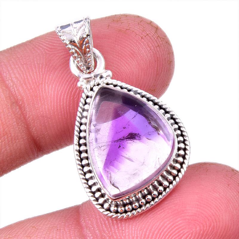 Natural Cacoxenite Gemstone 925 Solid Sterling Silver Jewelry Pendant 1.25 w3k41
Natural Cacoxenite Gemstone 925 Solid Sterling Silver Jewelry Pendant 1.25 w3k41