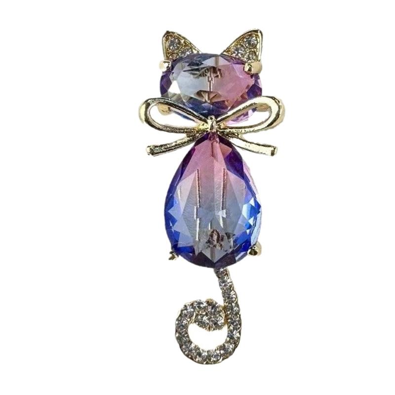 Elegant Kitten Shaped Brooch Pin Wth Crystal Embellishment Alloy Craftsmanship Stylish Outfit Enhancer For Daily Wear
Elegant Kitten Shaped Brooch Pin Wth Crystal Embellishment Alloy Craftsmanship Stylish Outfit Enhancer For Daily Wear