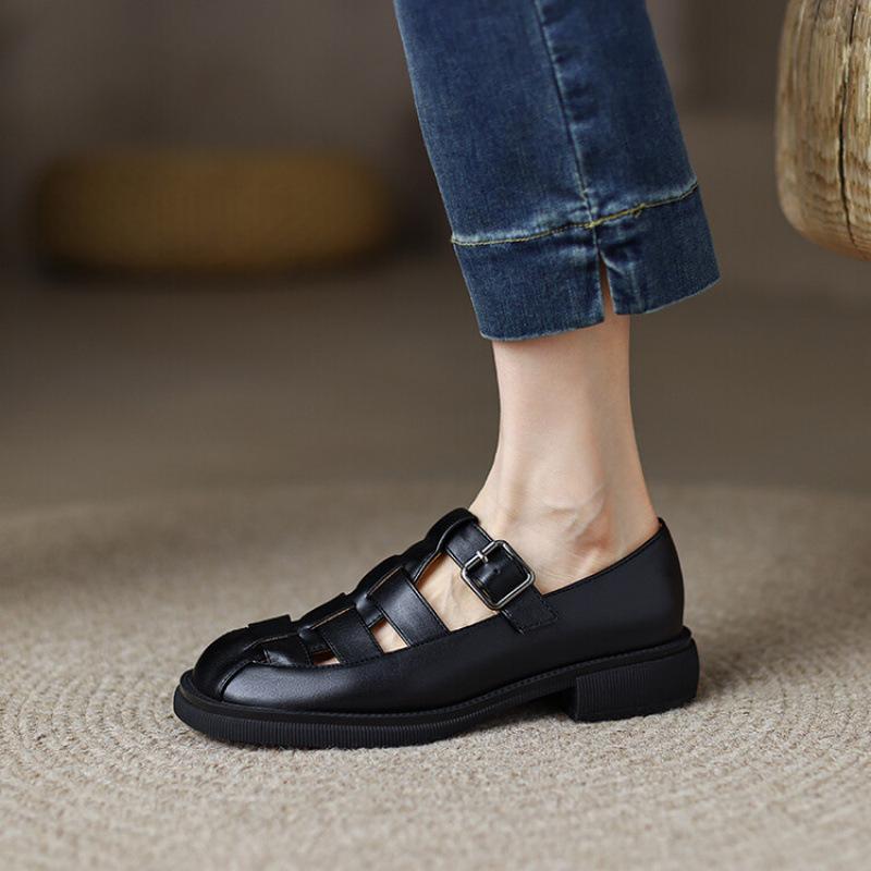 Summer women s platform sandals casual solid color one-pedal comfortable non-slip beach sandals new hollow sandals women 39 чёрный
Summer women s platform sandals casual solid color one-pedal comfortable non-slip beach sandals new hollow sandals women 39 чёрный