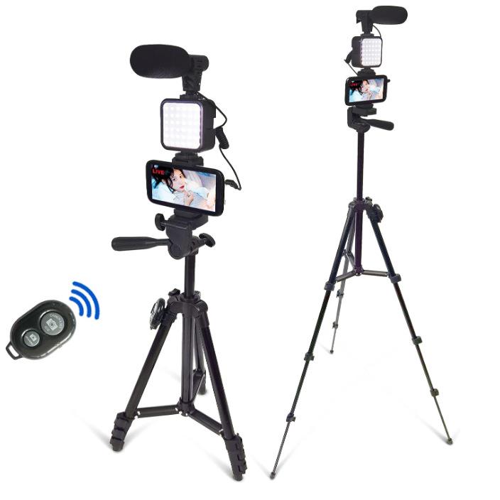 Mobile Live Broadcast Kit: Tripod, Fill Light, Wireless Lavalier Mic, Flashlight
Mobile Live Broadcast Kit: Tripod, Fill Light, Wireless Lavalier Mic, Flashlight