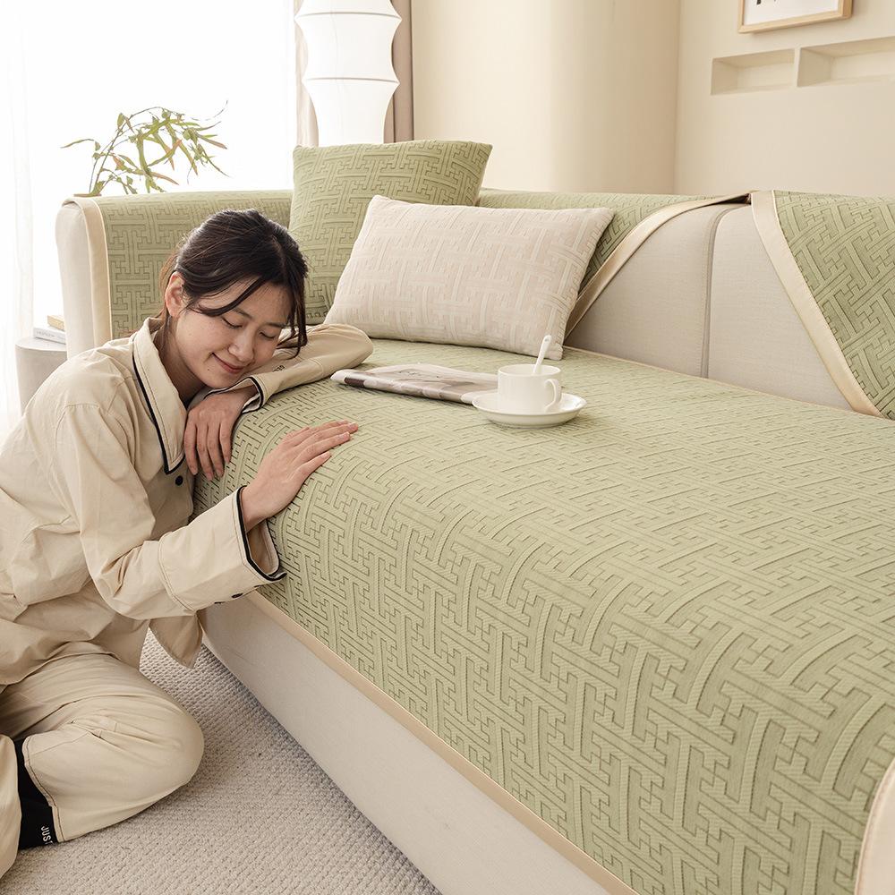 Chenille Four Seasons Универсальный нескользящий чехол для дивана Летний свет Роскошная современная высококачественная ткань для подушки гостиной
Chenille Four Seasons Универсальный нескользящий чехол для дивана Летний свет Роскошная современная высококачественная ткань для подушки гостиной