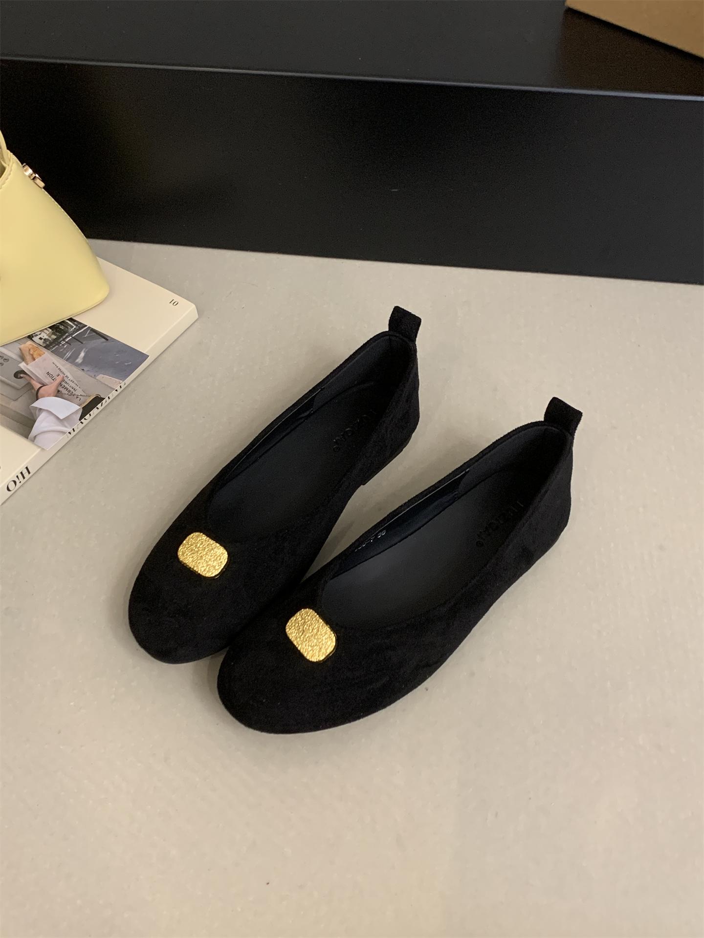 Fashion Gold Metal Decoration Ballet Flats Dance Shoes Casual Female Soft Footwear lady Fashion Elastic Band Women Flats Slip On Shoes 35 чёрный
Fashion Gold Metal Decoration Ballet Flats Dance Shoes Casual Female Soft Footwear lady Fashion Elastic Band Women Flats Slip On Shoes 35 чёрный