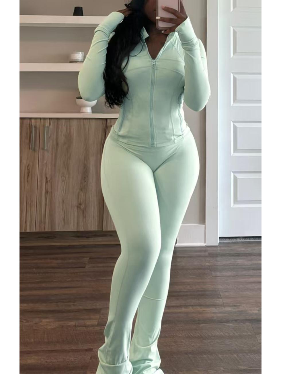 2025 Spring/Summer Sporty Casual Women s Sexy Tight Micro Flare Two-Piece Set with Long Sleeves 2XL ціан
2025 Spring/Summer Sporty Casual Women s Sexy Tight Micro Flare Two-Piece Set with Long Sleeves 2XL ціан